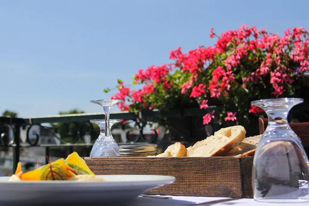 1000 Islands Hotel | Wedding, Meetings, Conference, Spa Gananoque